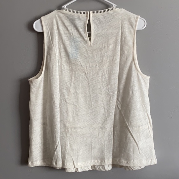 Ann Taylor Petite Cutout Shell L Petite - Picture 3 of 9